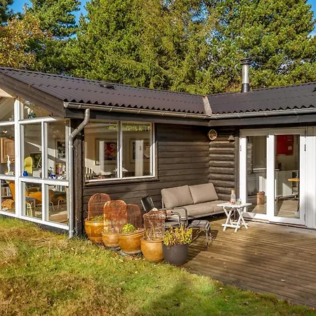 Prázdninový dům Linnea - 1km From The Sea By Interhome *